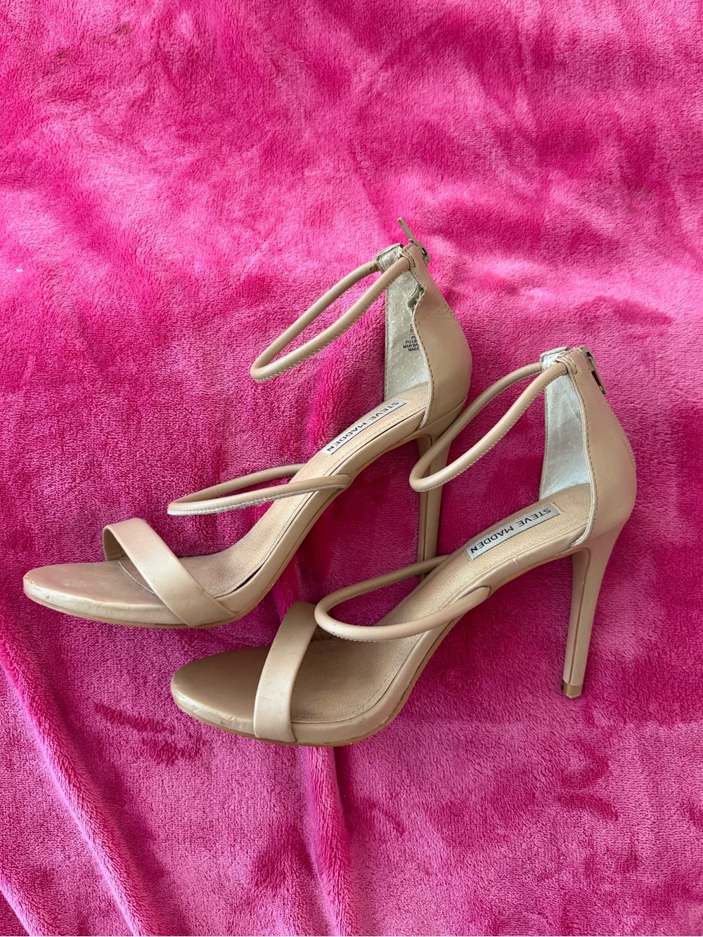 Steve Madden Nude Beige Strappy Heeled Sandals - Picture 4 of 5